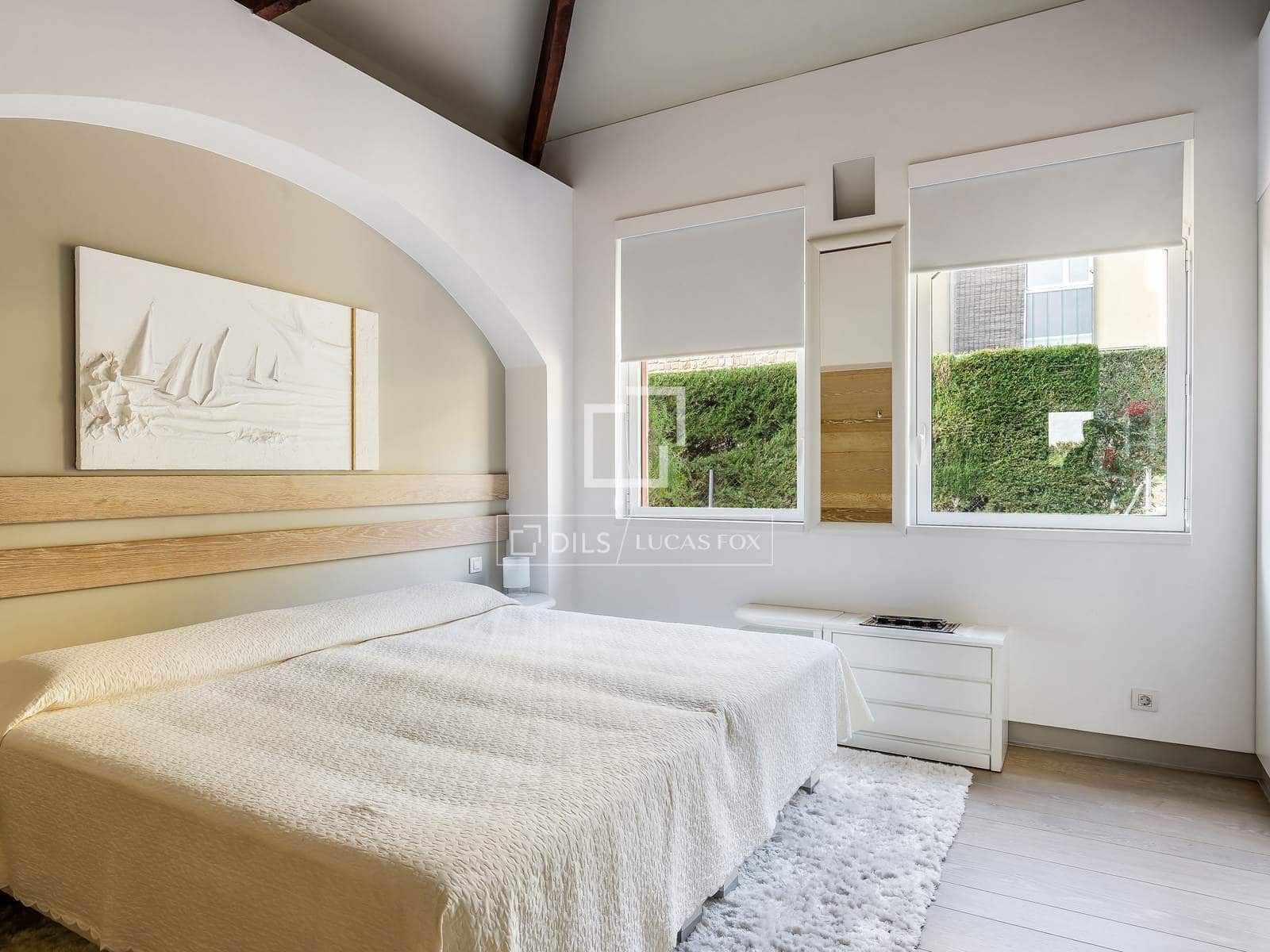 5 soverom Villa til salgs i Barcelona by med svømmebasseng garasje - € 3 900 000 (Ref: 9935351)