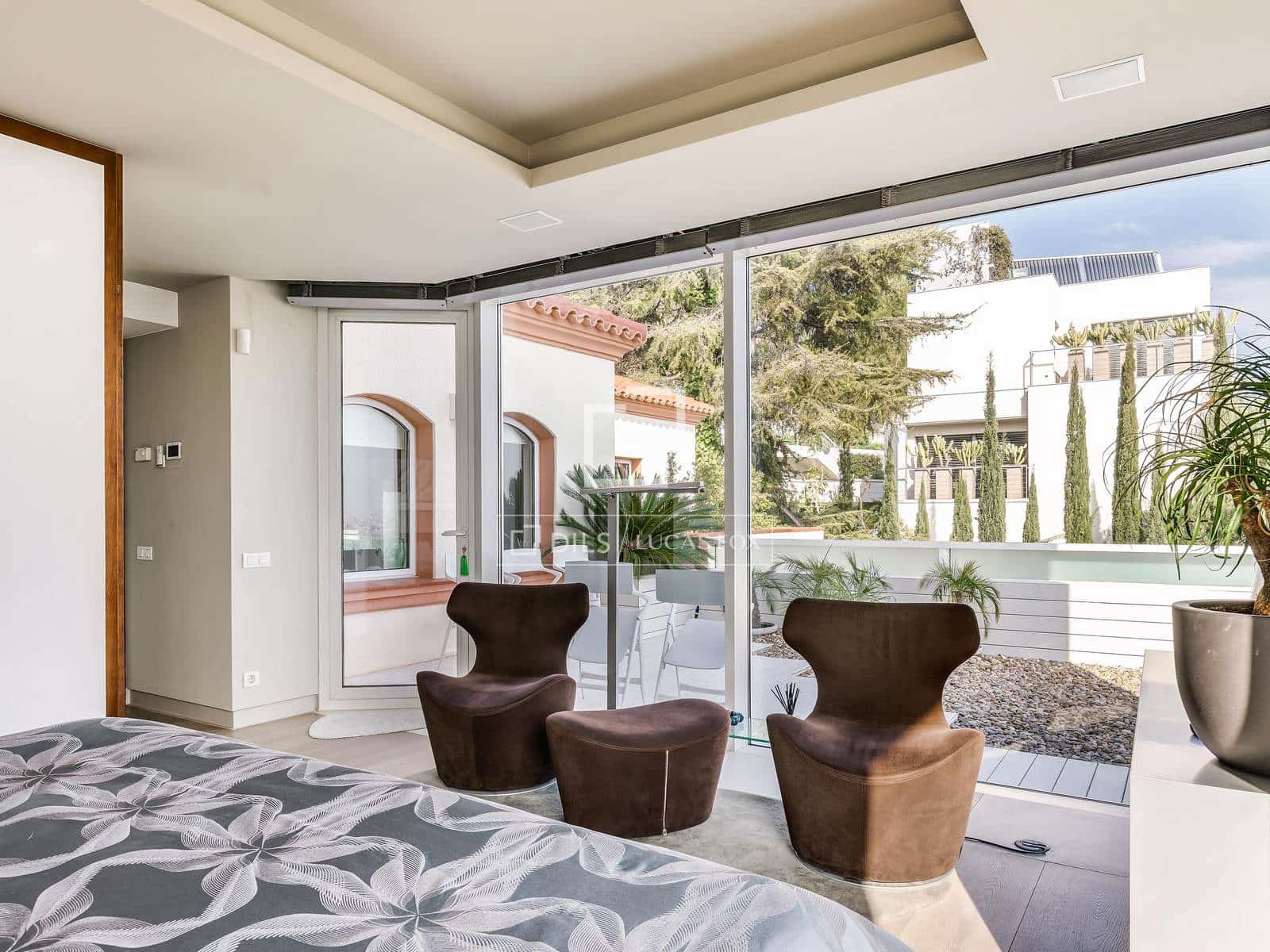 5 soverom Villa til salgs i Barcelona by med svømmebasseng garasje - € 3 900 000 (Ref: 9935351)
