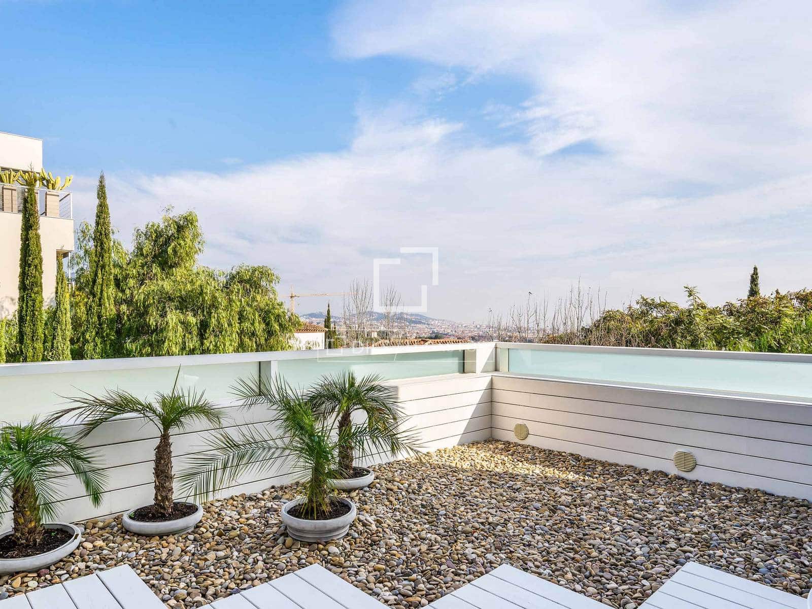 5 soverom Villa til salgs i Barcelona by med svømmebasseng garasje - € 3 900 000 (Ref: 9935351)