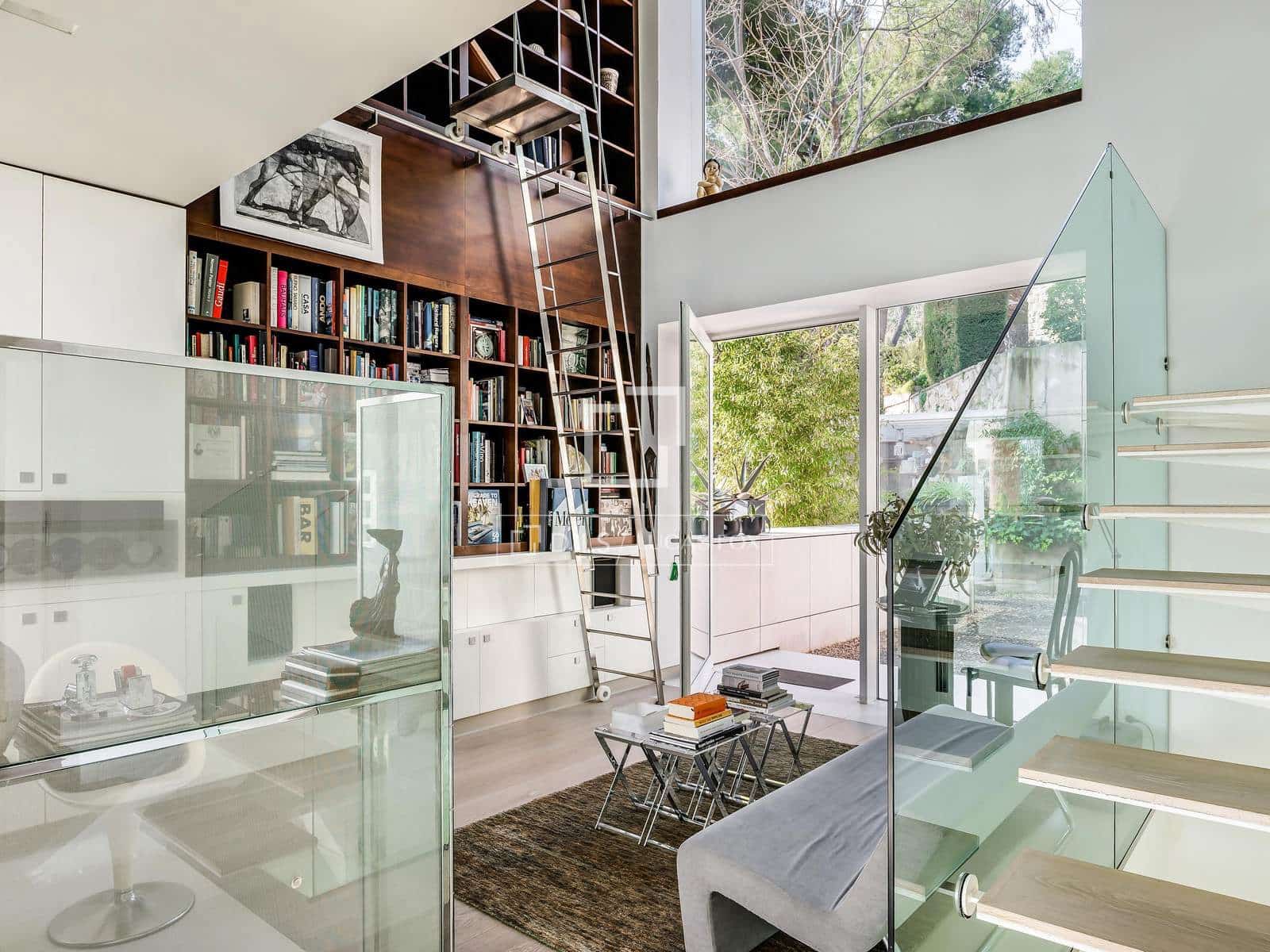 5 soverom Villa til salgs i Barcelona by med svømmebasseng garasje - € 3 900 000 (Ref: 9935351)
