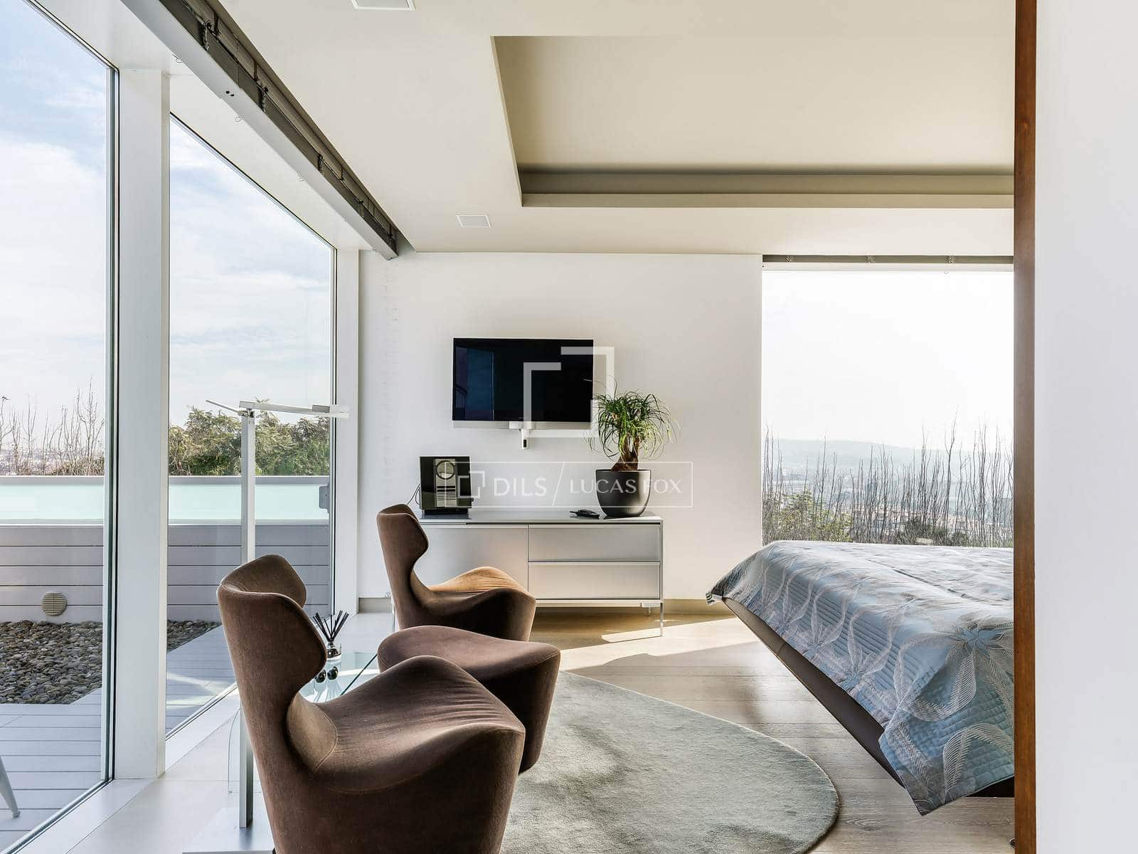 5 soverom Villa til salgs i Barcelona by med svømmebasseng garasje - € 3 900 000 (Ref: 9935351)