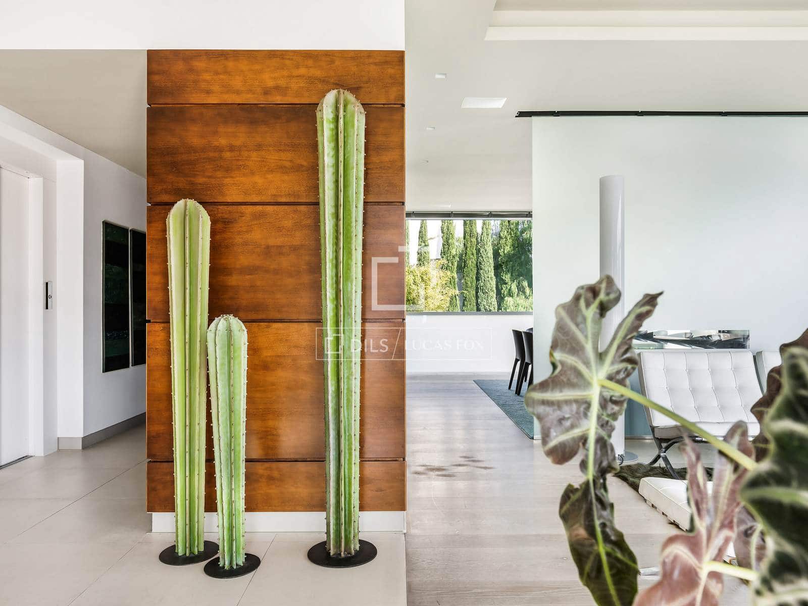 5 soverom Villa til salgs i Barcelona by med svømmebasseng garasje - € 3 900 000 (Ref: 9935351)