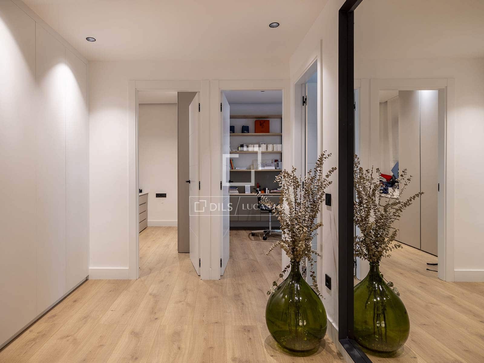 6 Zimmer Apartment zu verkaufen in Barcelona Stadt mit Garage - 1.675.000 € (Ref: 9936821)