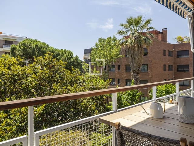 6 Zimmer Apartment zu verkaufen in Barcelona Stadt mit Garage - 1.675.000 € (Ref: 9936821)