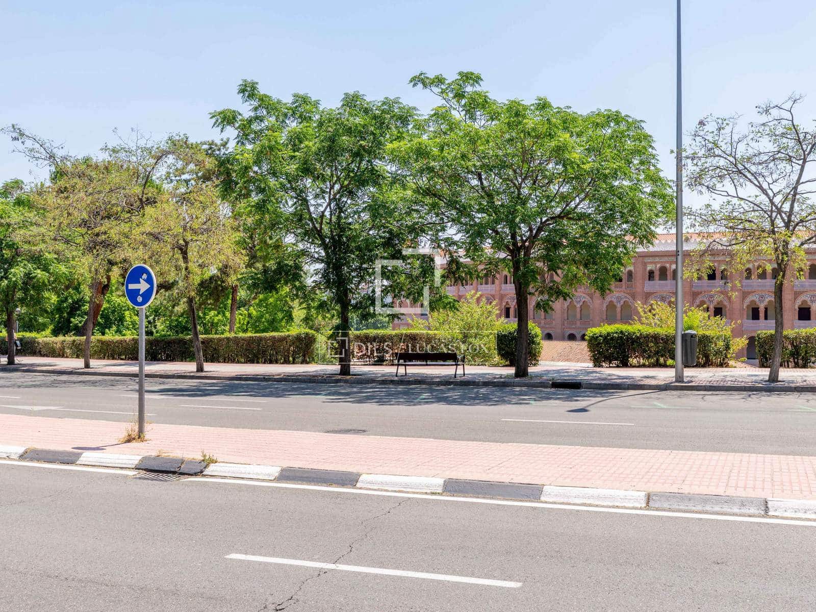2 slaapkamer Appartement te koop in Madrid stad - € 550.000 (Ref: 9937204)