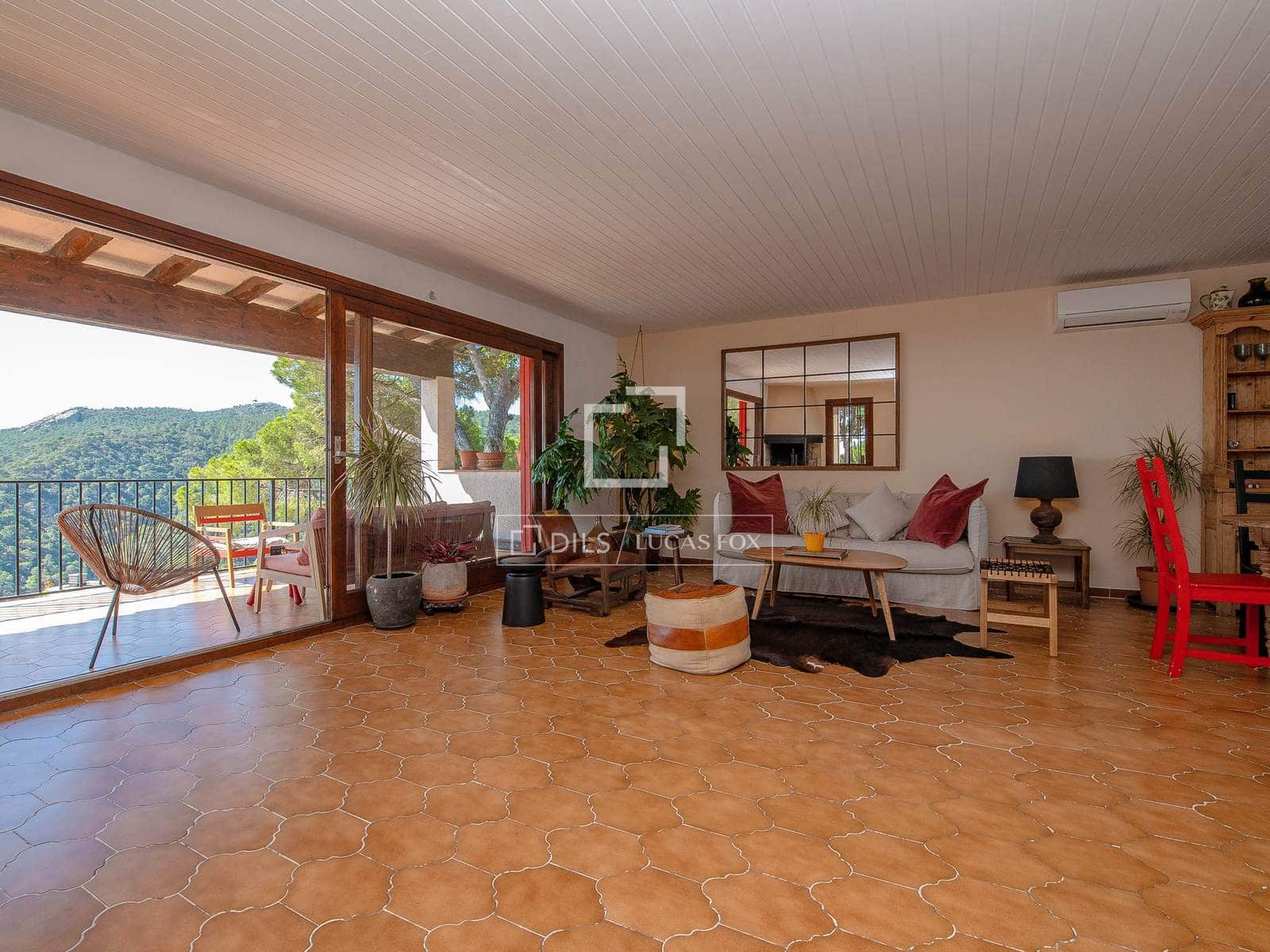 4 soverom Villa til salgs i Sant Feliu de Guixols med svømmebasseng garasje - € 998 000 (Ref: 9937205)