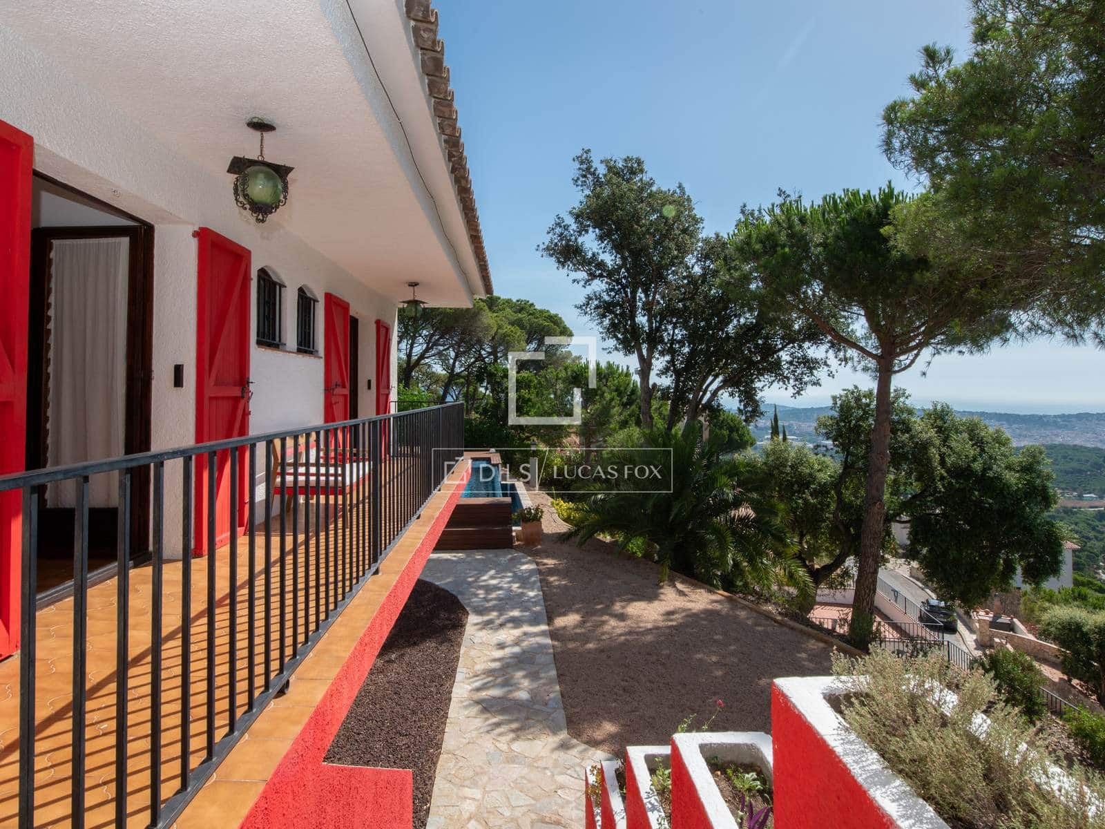 4 soverom Villa til salgs i Sant Feliu de Guixols med svømmebasseng garasje - € 998 000 (Ref: 9937205)
