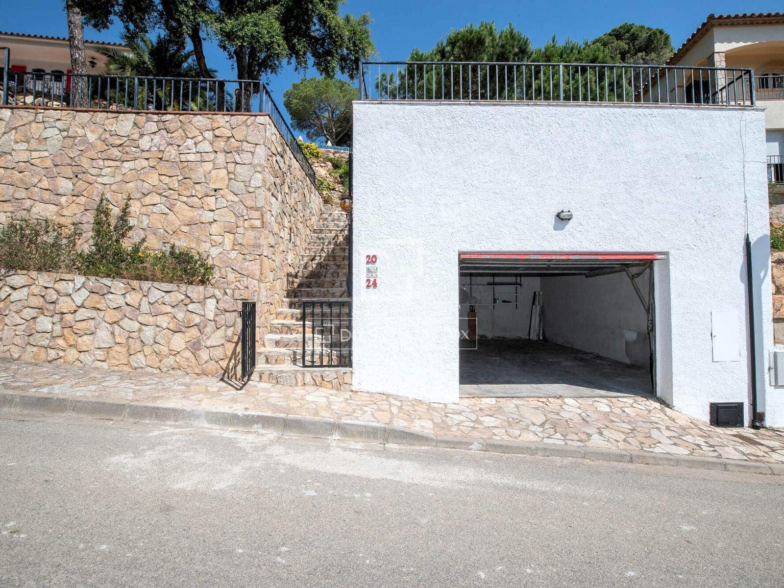 4 soverom Villa til salgs i Sant Feliu de Guixols med svømmebasseng garasje - € 998 000 (Ref: 9937205)