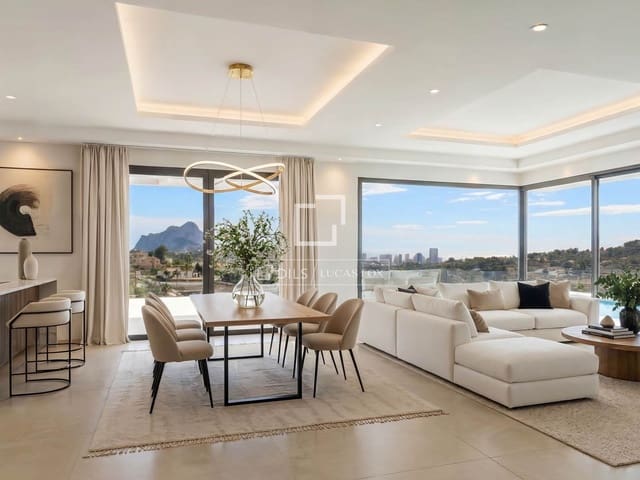 3 soveværelse Villa til salg i Calpe / Calp med swimmingpool garage - € 1.360.000 (Ref: 9937294)