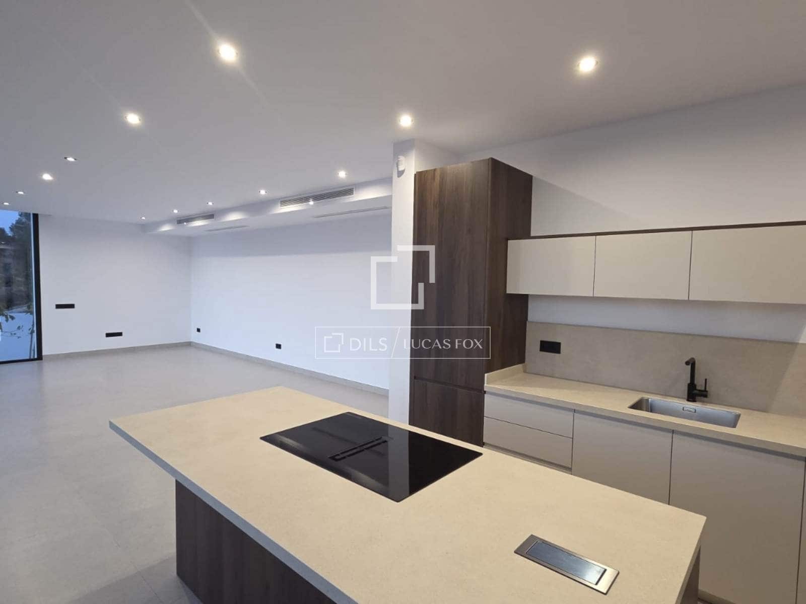 3 bedroom Villa for sale in Calpe / Calp with pool garage - € 1,135,000 (Ref: 9937295)