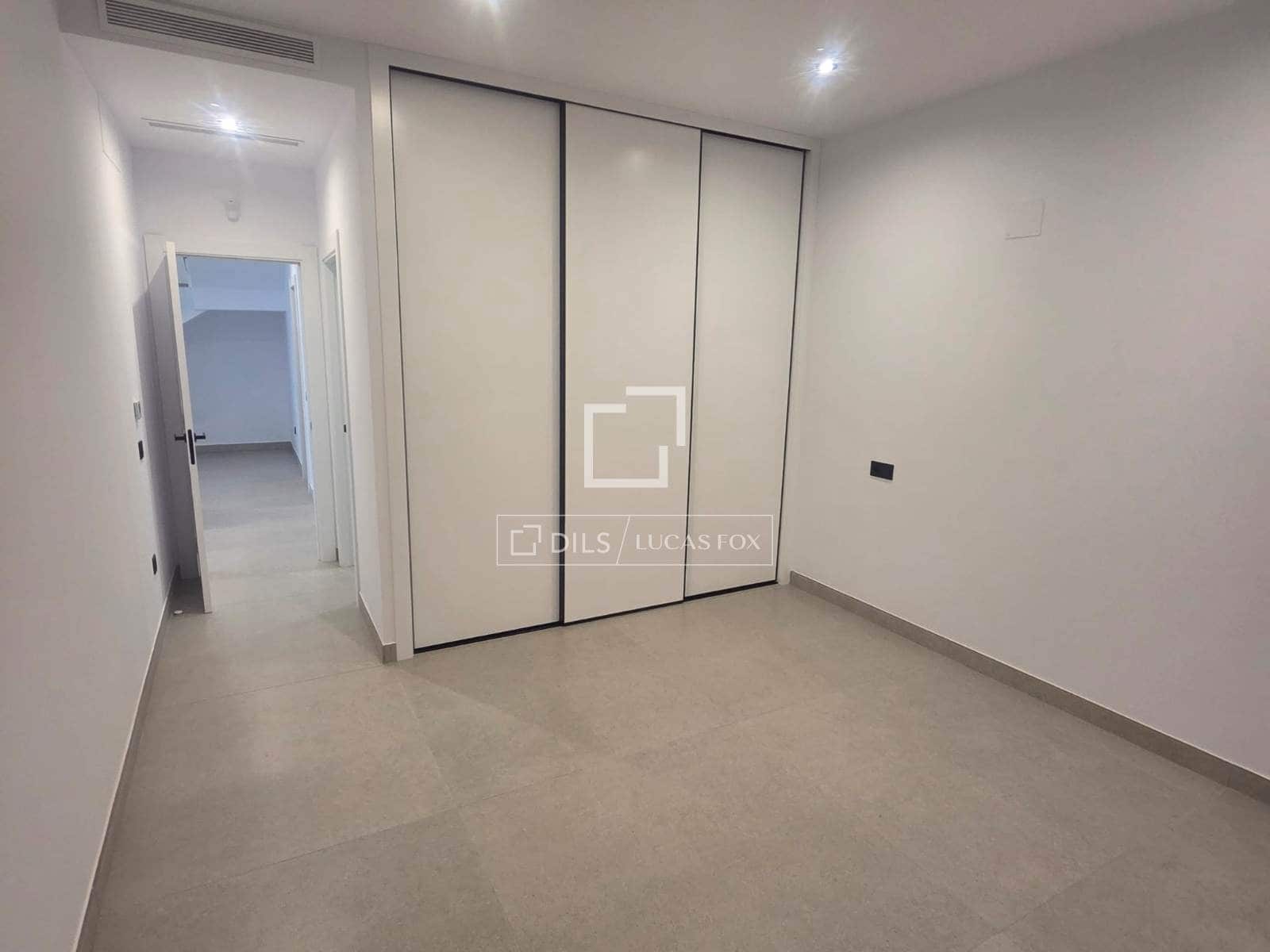 3 bedroom Villa for sale in Calpe / Calp with pool garage - € 1,135,000 (Ref: 9937295)