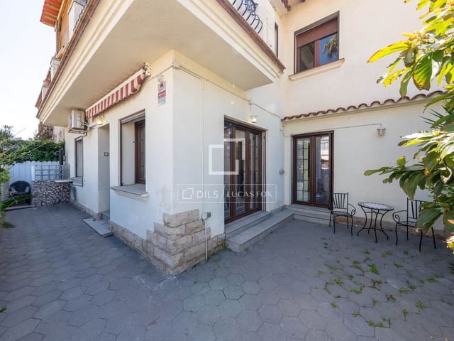 2 soveværelse Lejlighed til salg i Coma-Ruga, El Vendrell med garage - € 275.000 (Ref: 9937297)