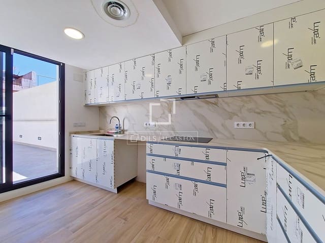 3 camera da letto Villa in vendita in Vilanova i la Geltrú con garage - 595.000 € (Rif: 9937299)