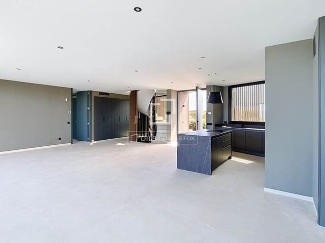 2 soverom Villa til salgs i Es Mercadal med svømmebasseng garasje - € 1 600 000 (Ref: 9937300)