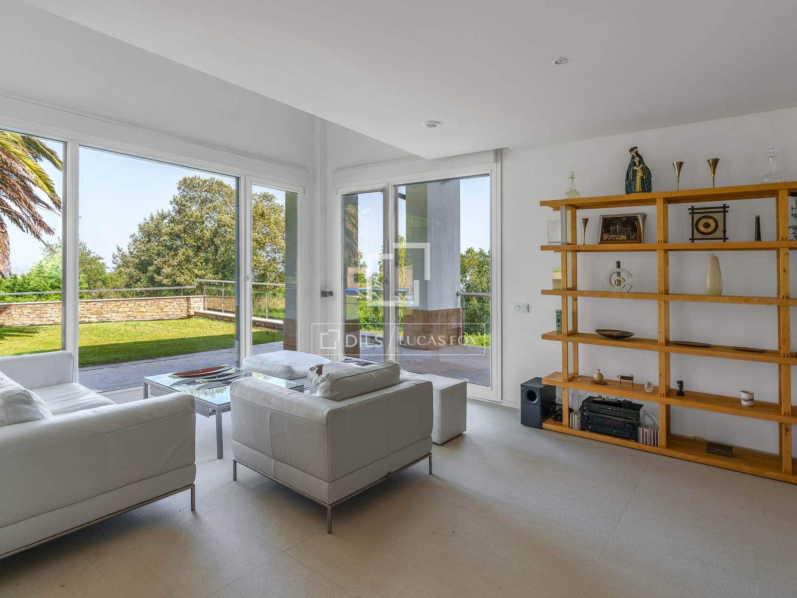 5 bedroom Villa for sale in Donostia-San Sebastian with pool garage - € 5,650,000 (Ref: 9937302)