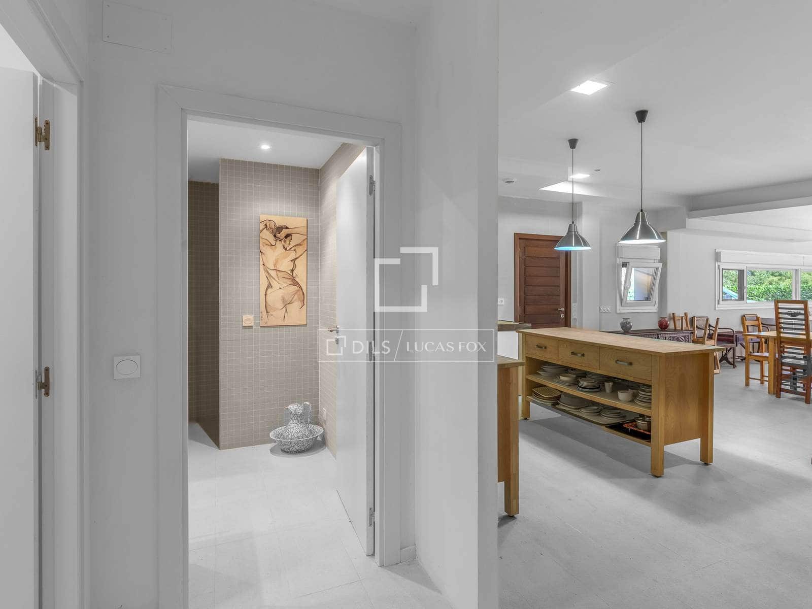 5 bedroom Villa for sale in Donostia-San Sebastian with pool garage - € 5,650,000 (Ref: 9937302)