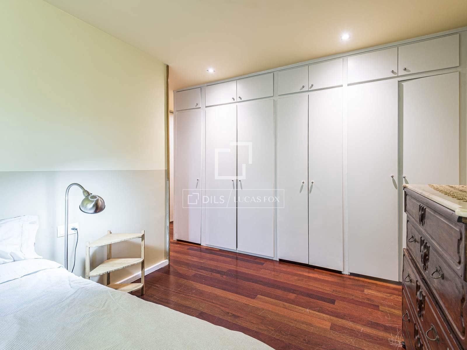 Apartamento de 3 habitaciones en Sant Cugat del Vallès en alquiler con piscina - 2.100 € (Ref: 9937343)