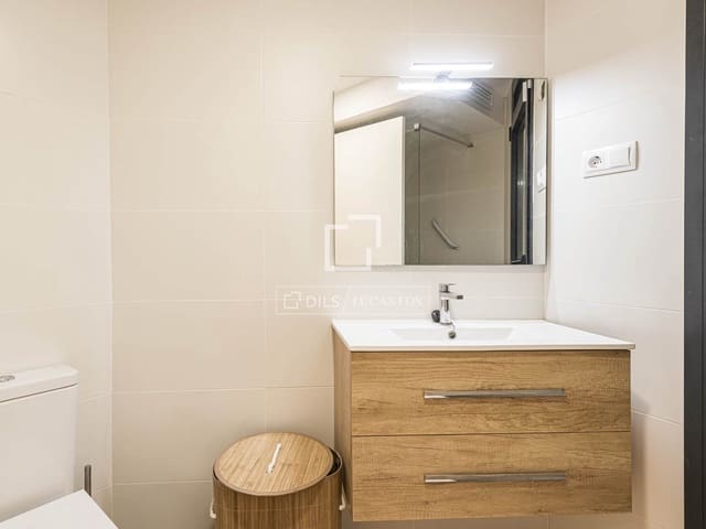 Apartamento de 3 habitaciones en Sant Cugat del Vallès en alquiler con piscina - 2.100 € (Ref: 9937343)