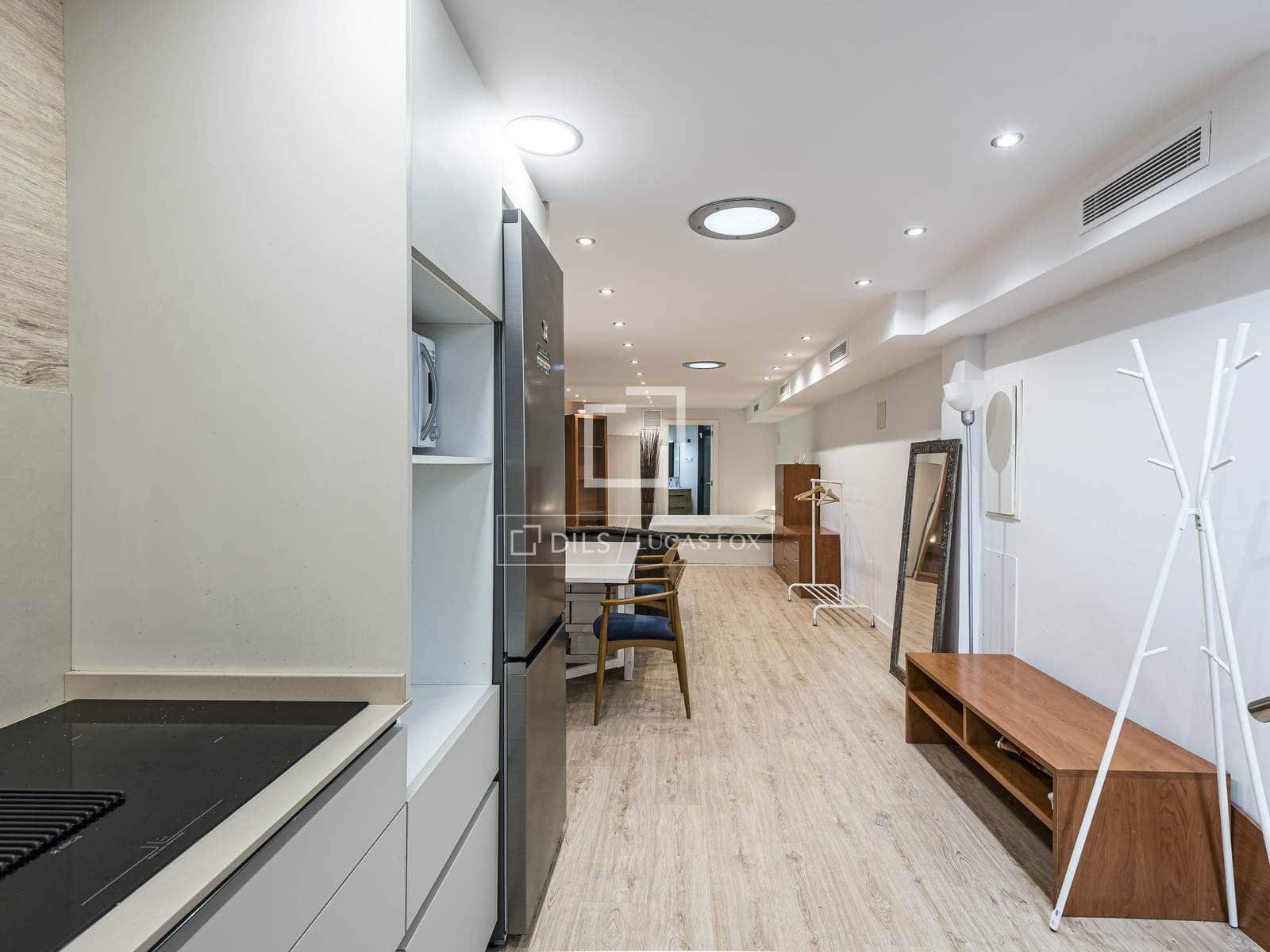 Apartamento de 3 habitaciones en Sant Cugat del Vallès en alquiler con piscina - 2.100 € (Ref: 9937343)