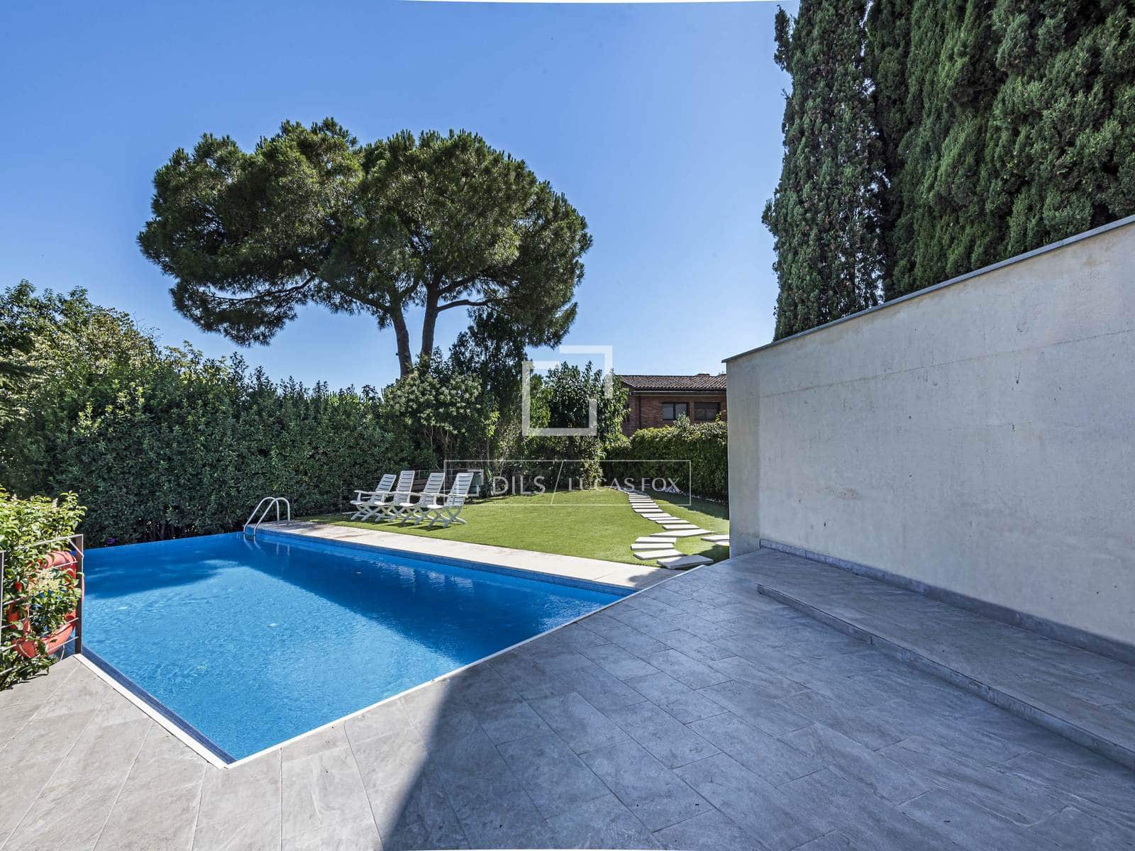 Apartamento de 3 habitaciones en Sant Cugat del Vallès en alquiler con piscina - 2.100 € (Ref: 9937343)