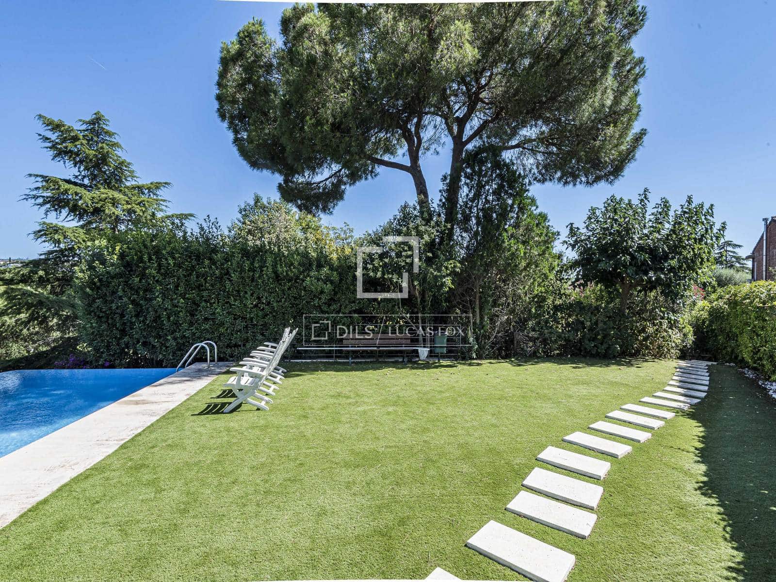 Apartamento de 3 habitaciones en Sant Cugat del Vallès en alquiler con piscina - 2.100 € (Ref: 9937343)