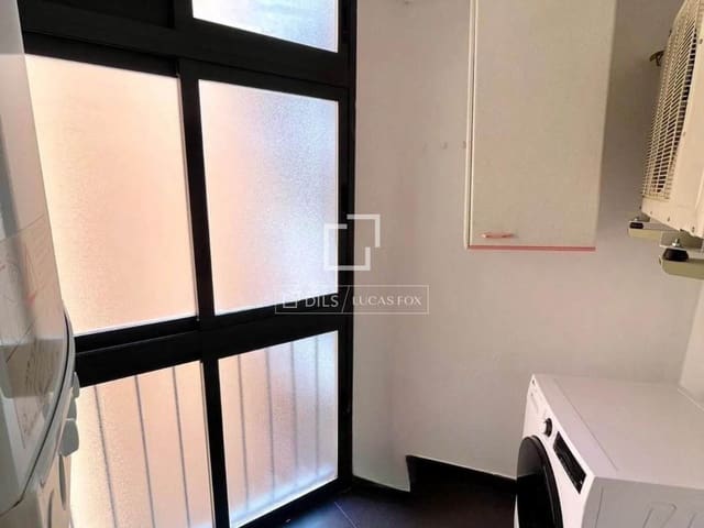 Appartement de 3 chambres à louer à Valverde, Madrid ville avec piscine garage - 2 000 € (Ref: 9938483)