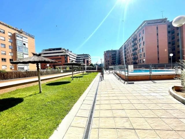 Appartement de 3 chambres à louer à Valverde, Madrid ville avec piscine garage - 2 000 € (Ref: 9938483)