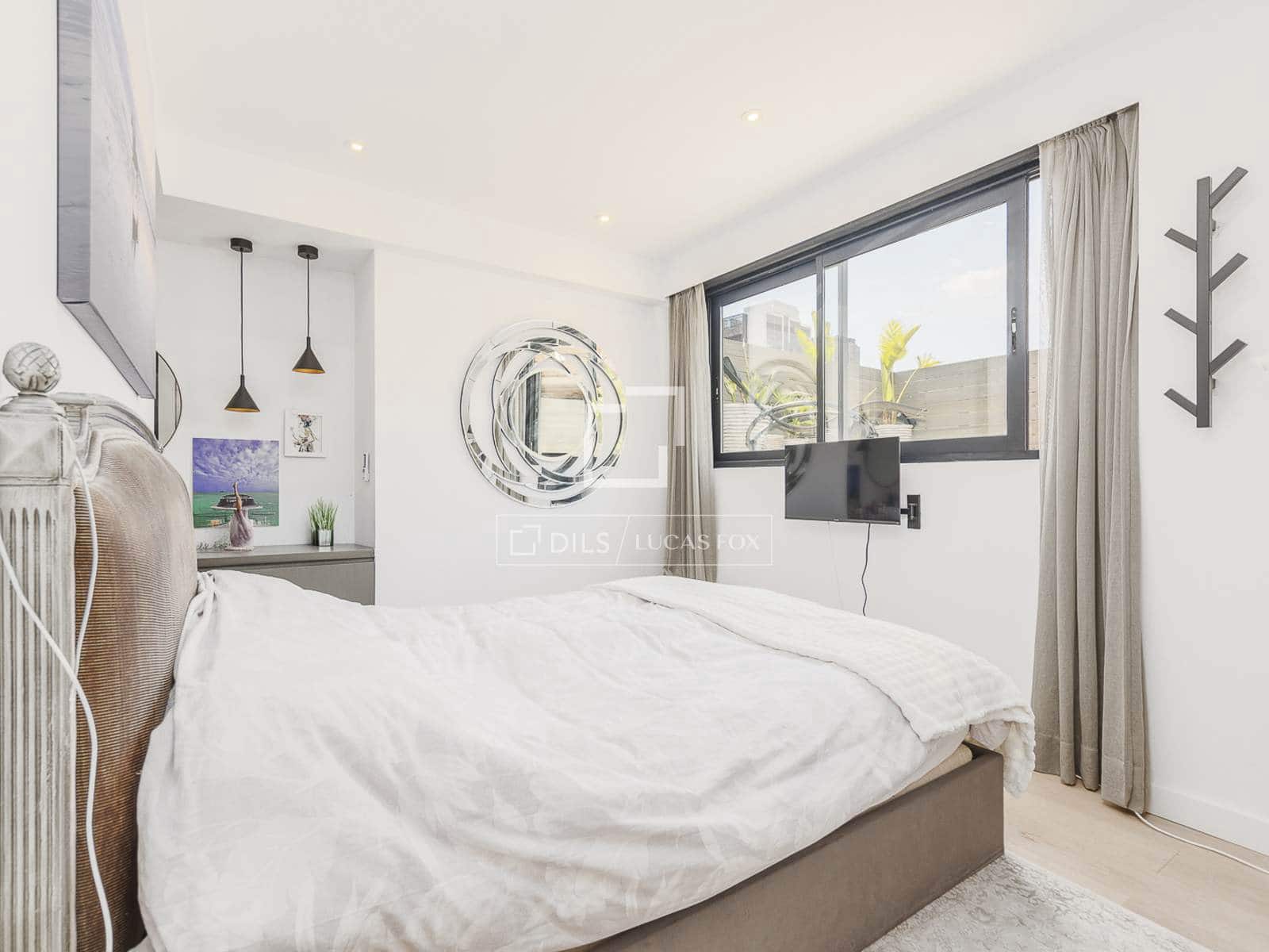Ático de 5 habitaciones en Barcelona ciudad en venta con piscina - 3.200.000 € (Ref: 9938675)