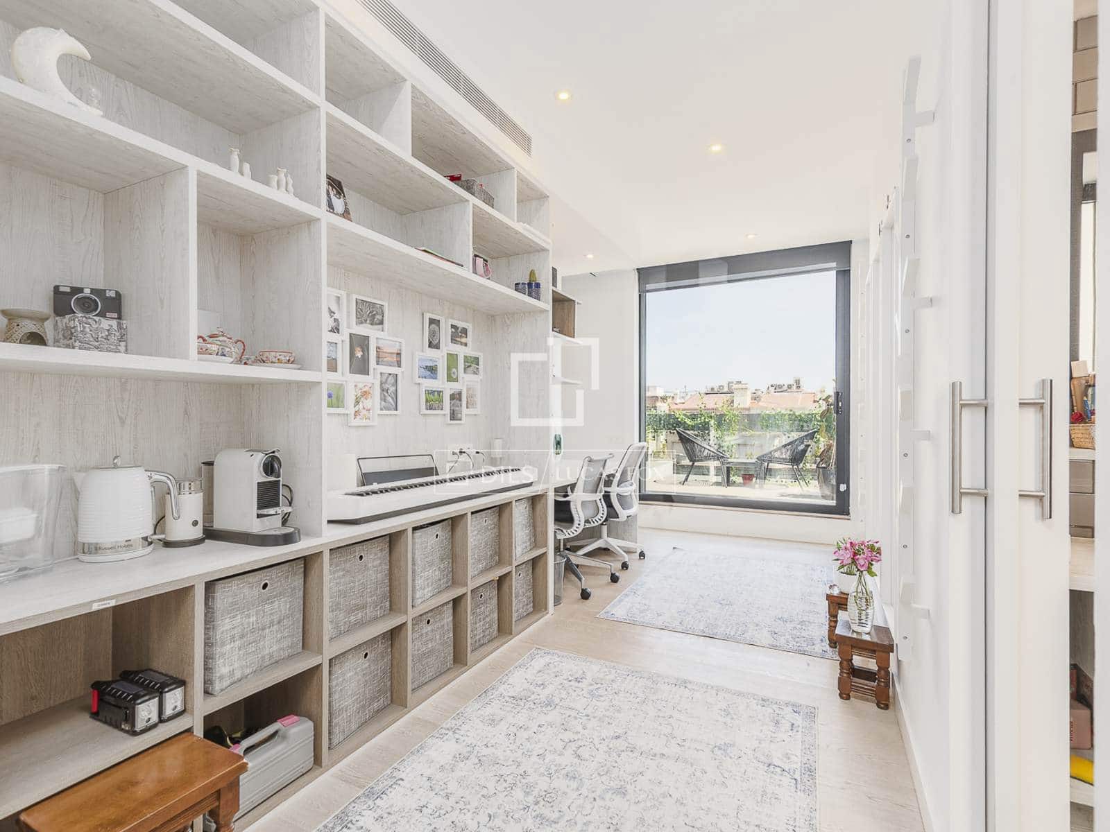 Ático de 5 habitaciones en Barcelona ciudad en venta con piscina - 3.200.000 € (Ref: 9938675)