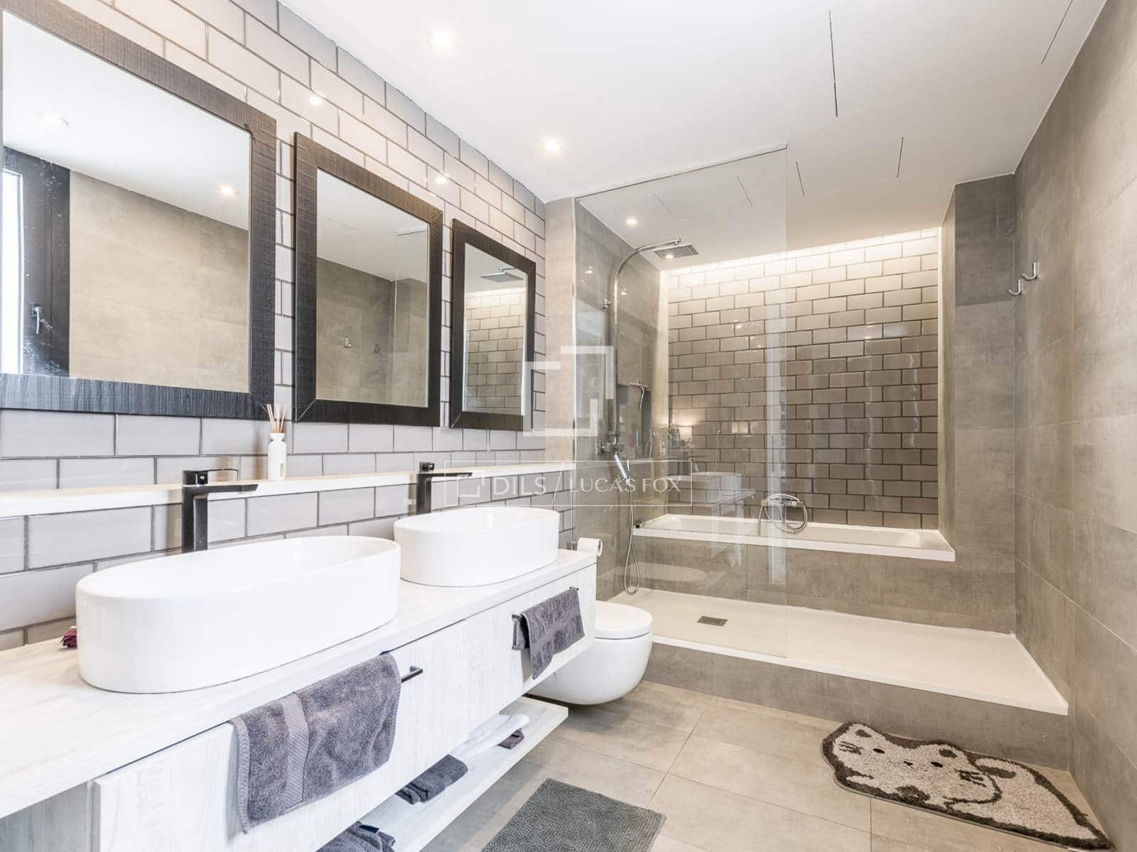 Ático de 5 habitaciones en Barcelona ciudad en venta con piscina - 3.200.000 € (Ref: 9938675)