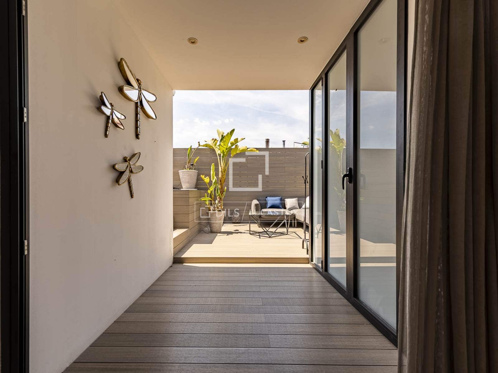 Ático de 5 habitaciones en Barcelona ciudad en venta con piscina - 3.200.000 € (Ref: 9938675)