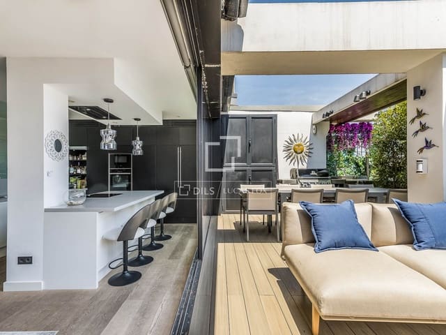Ático de 5 habitaciones en Barcelona ciudad en venta con piscina - 3.200.000 € (Ref: 9938675)