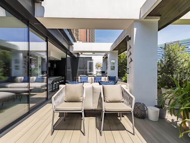 Ático de 5 habitaciones en Barcelona ciudad en venta con piscina - 3.200.000 € (Ref: 9938675)