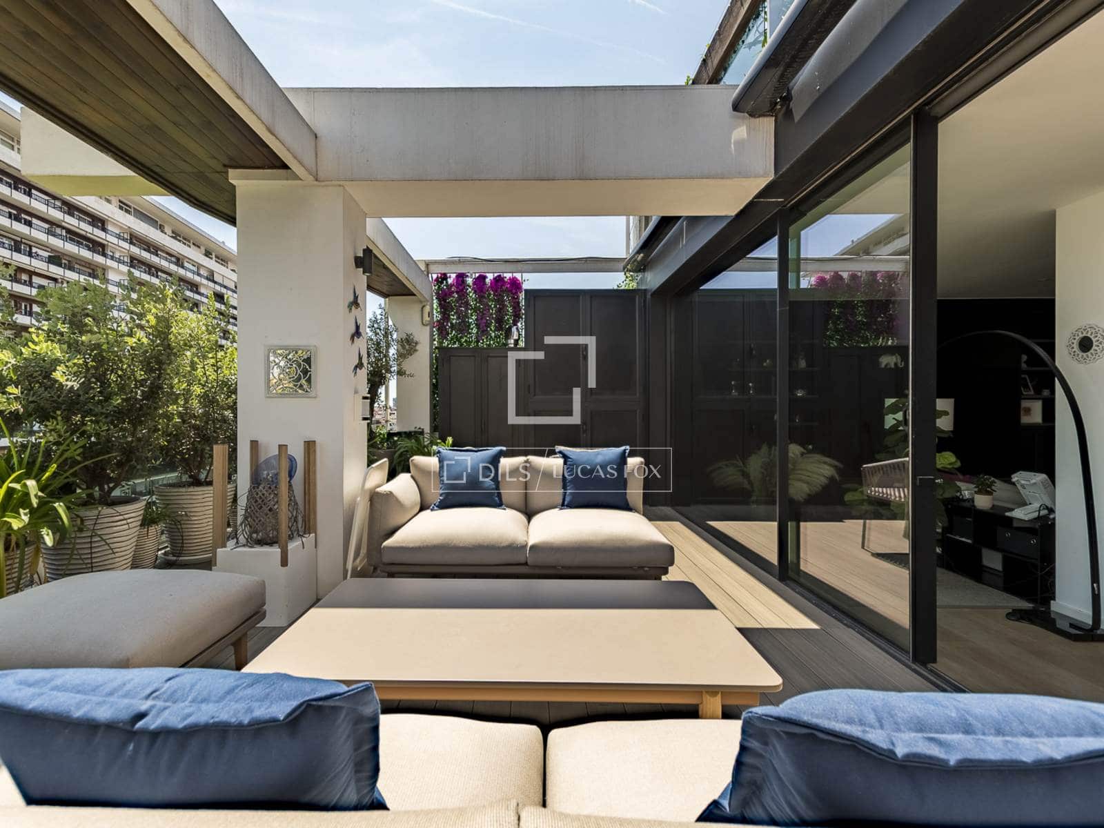 Ático de 5 habitaciones en Barcelona ciudad en venta con piscina - 3.200.000 € (Ref: 9938675)