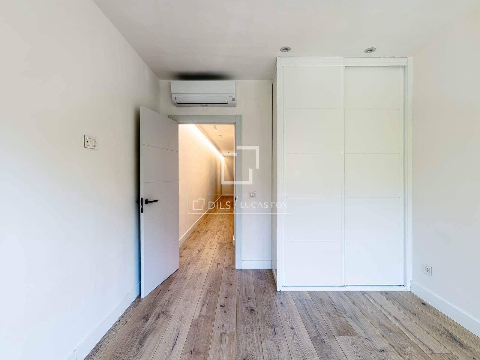 4 sovrum Lägenhet till salu i Madrid stad - 1 325 000 € (Ref: 9938676)