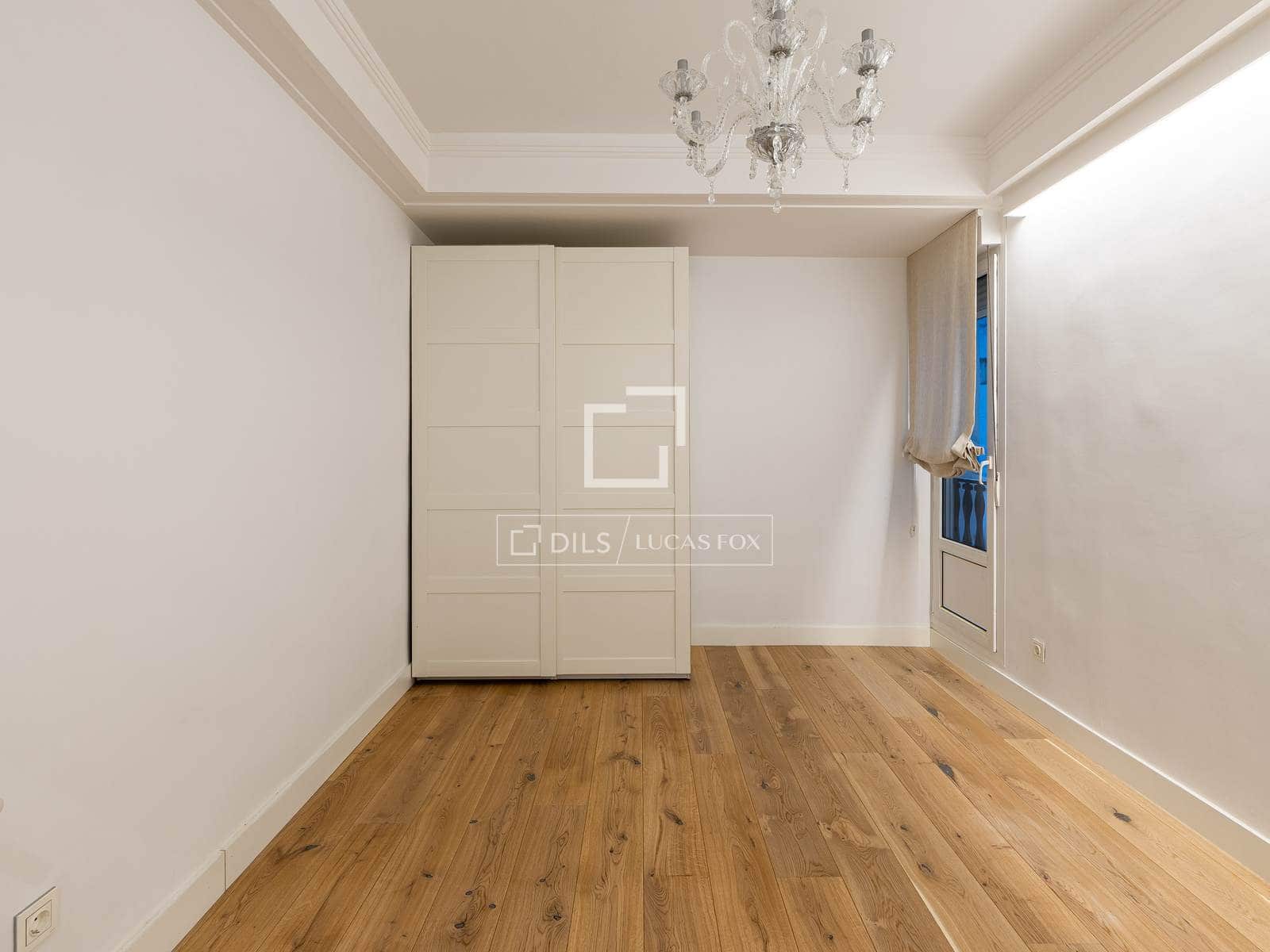 4 sovrum Lägenhet till salu i Madrid stad - 1 325 000 € (Ref: 9938676)