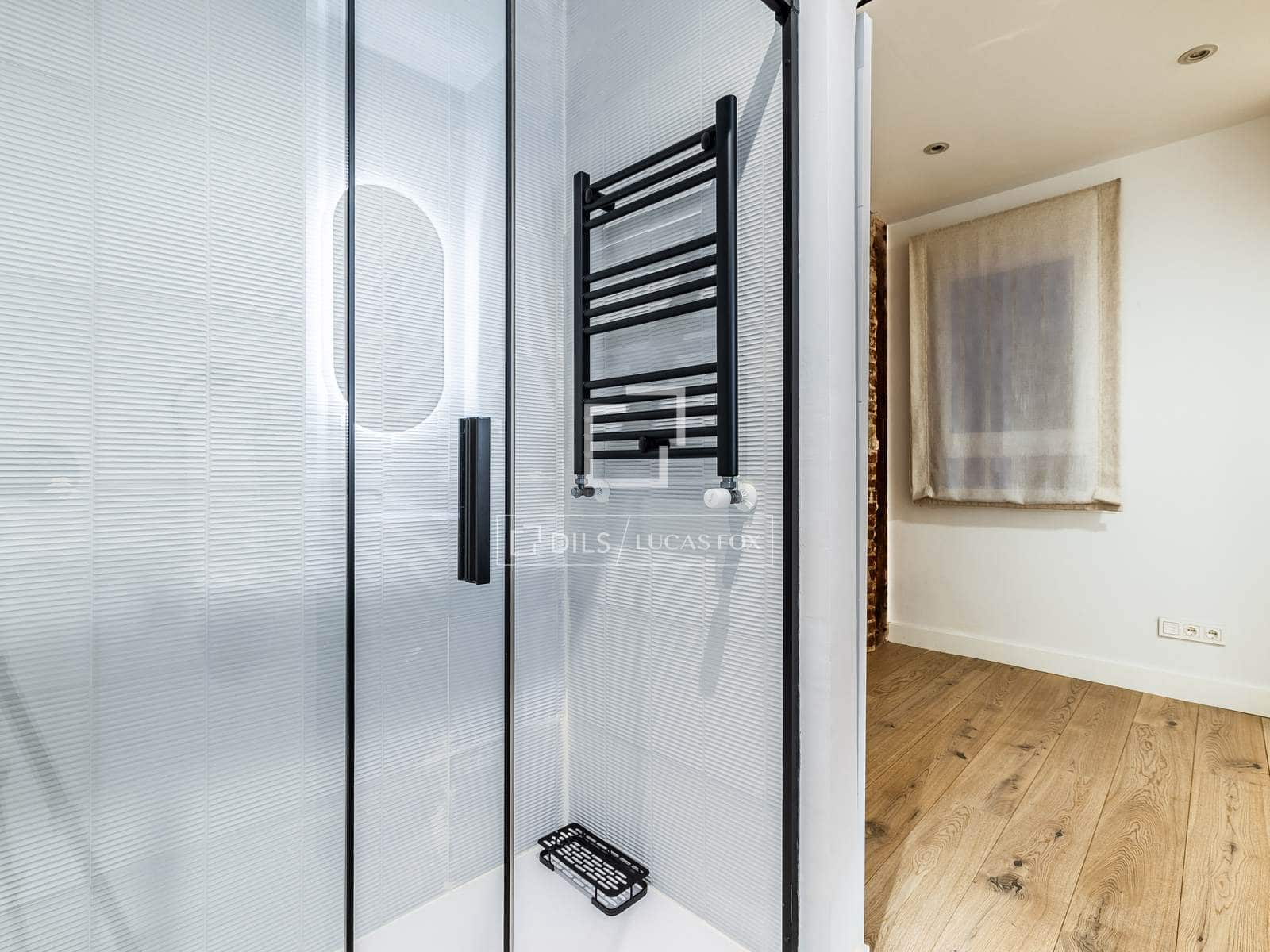 4 sovrum Lägenhet till salu i Madrid stad - 1 325 000 € (Ref: 9938676)