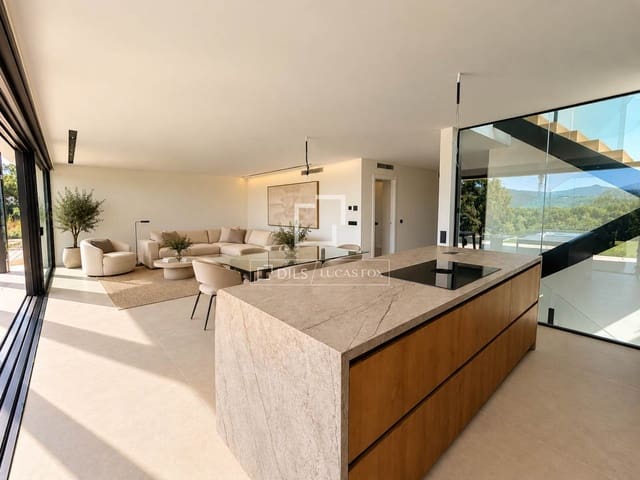 5 soverom Villa til salgs i Santa Cristina d'Aro med svømmebasseng garasje - € 1 680 000 (Ref: 9938677)