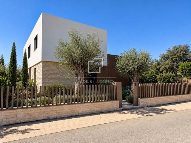 5 soverom Villa til salgs i Santa Cristina d'Aro med svømmebasseng garasje - € 1 680 000 (Ref: 9938677)