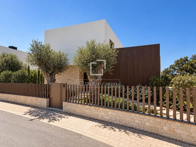 5 soverom Villa til salgs i Santa Cristina d'Aro med svømmebasseng garasje - € 1 680 000 (Ref: 9938677)