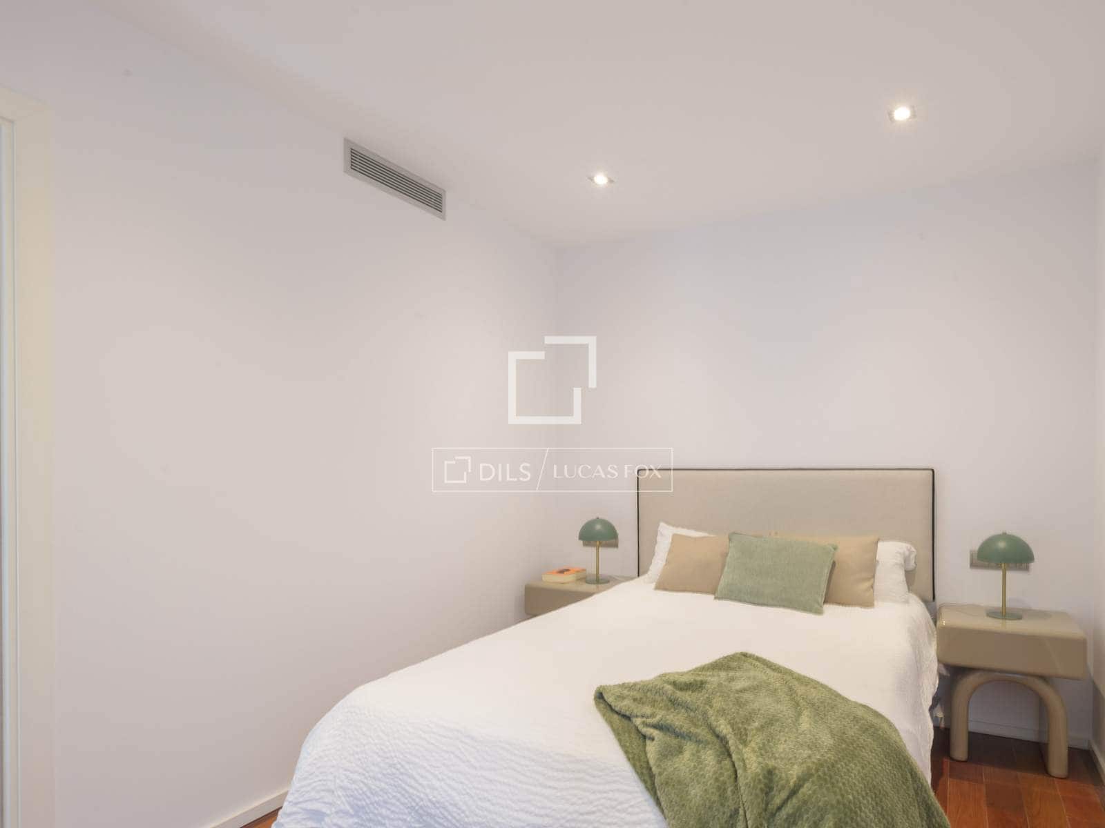 Apartamento de 2 habitaciones en Málaga ciudad en venta - 720.000 € (Ref: 9938834)