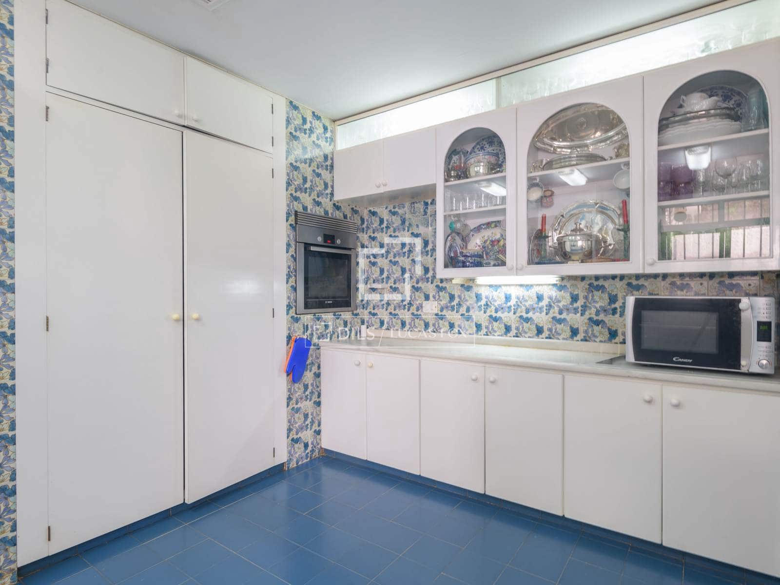 10 soveværelse Villa til salg i Malaga by med swimmingpool garage - € 3.999.000 (Ref: 9938835)