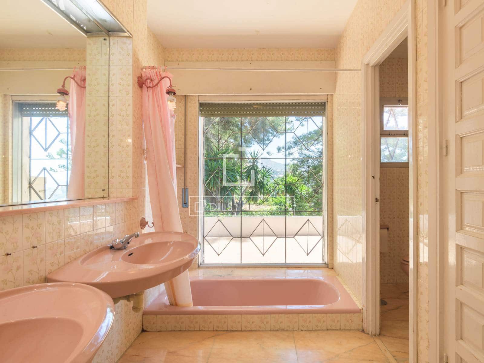 10 soveværelse Villa til salg i Malaga by med swimmingpool garage - € 3.999.000 (Ref: 9938835)