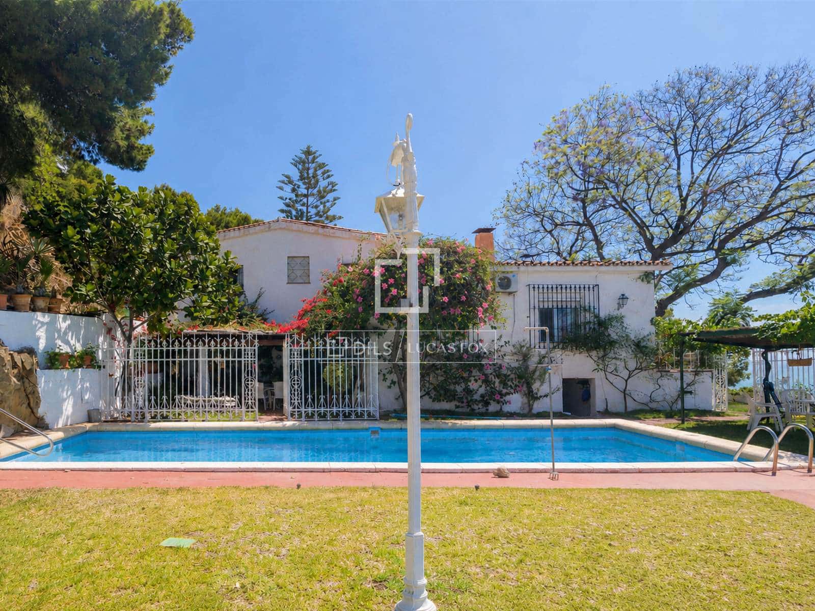 10 soveværelse Villa til salg i Malaga by med swimmingpool garage - € 3.999.000 (Ref: 9938835)