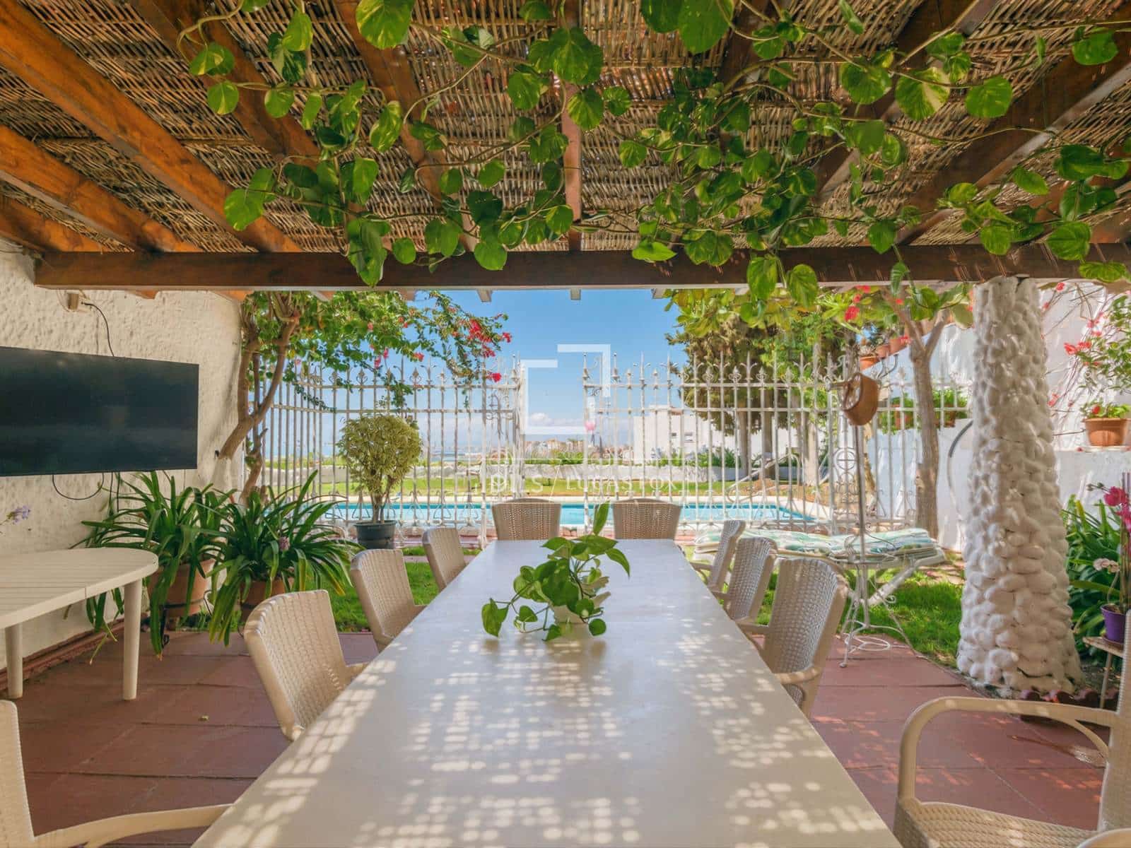10 soveværelse Villa til salg i Malaga by med swimmingpool garage - € 3.999.000 (Ref: 9938835)