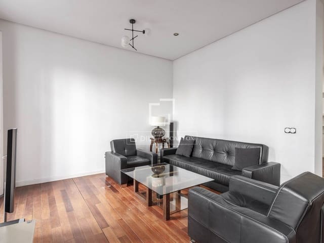 3 soveværelse Lejlighed til leje i Madrid by - € 2.700 (Ref: 9938982)