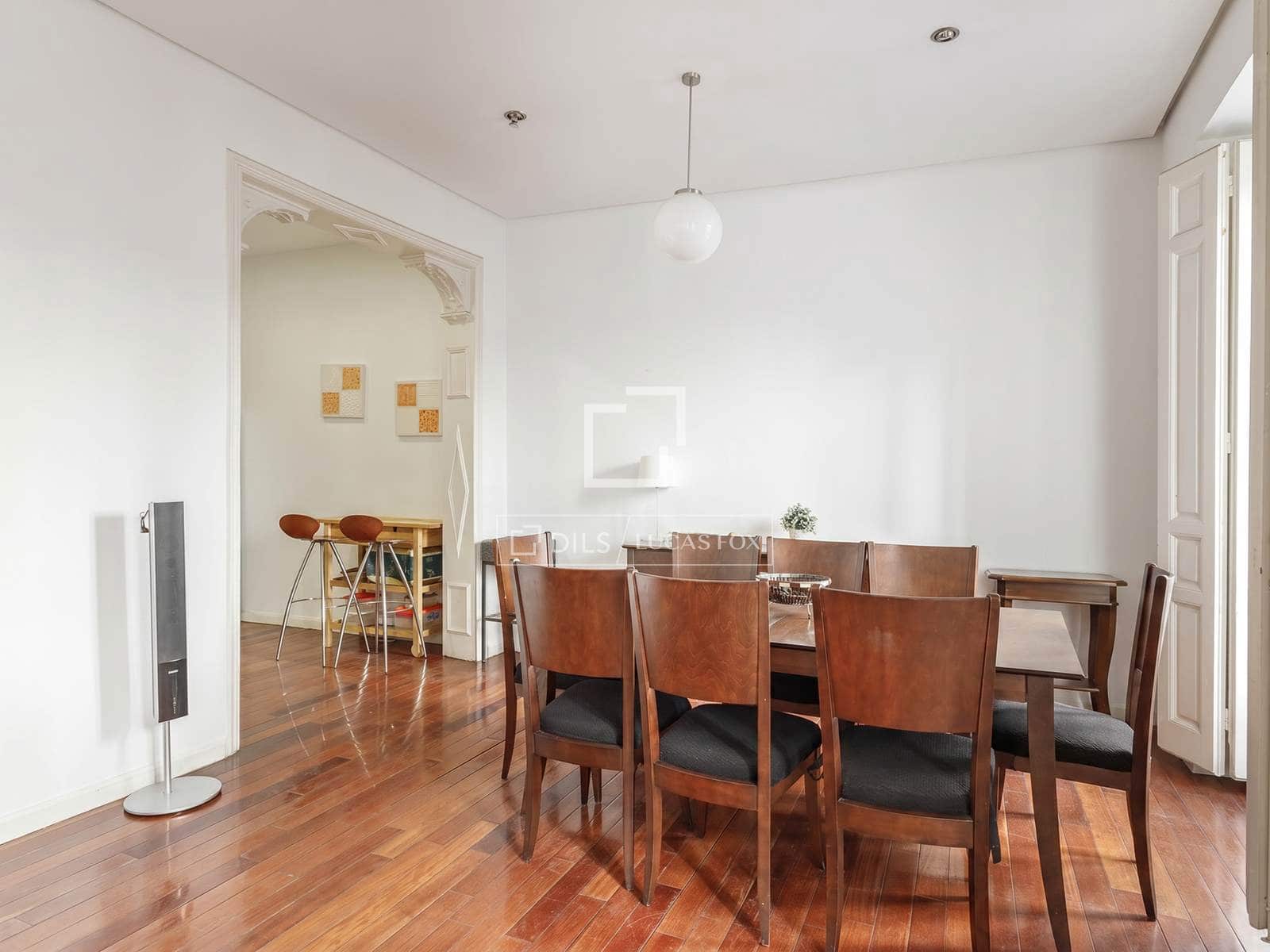 3 quarto Apartamento para arrendar em Madrid cidade - 2 700 € (Ref: 9938982)