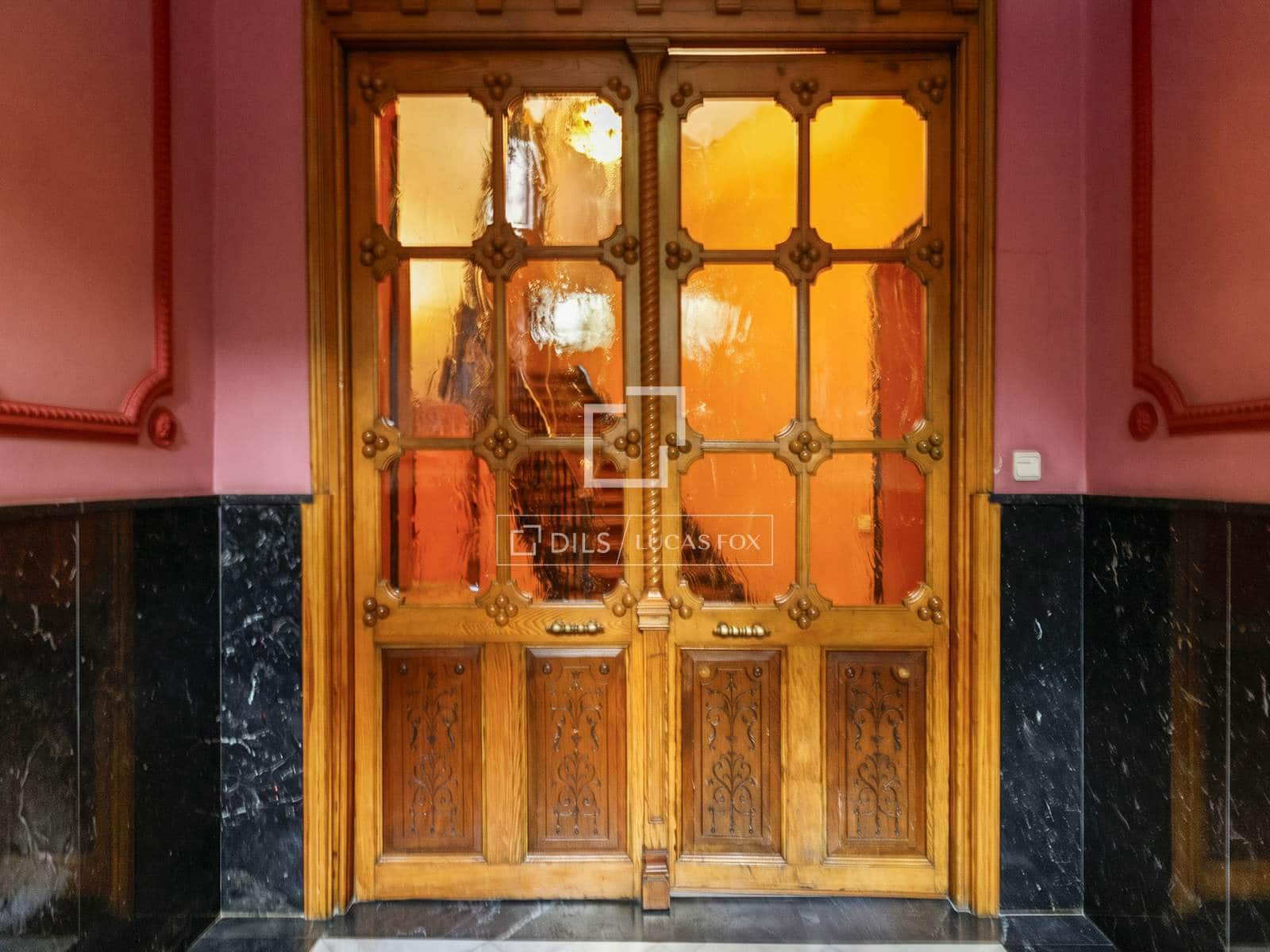 3 quarto Apartamento para arrendar em Madrid cidade - 2 700 € (Ref: 9938982)