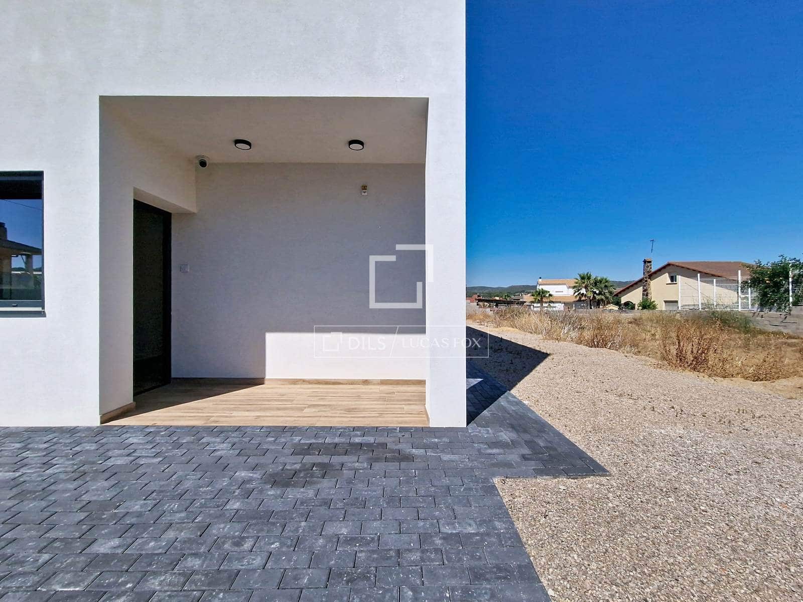 4 soveværelse Villa til salg i El Vendrell med swimmingpool - € 630.000 (Ref: 9938983)
