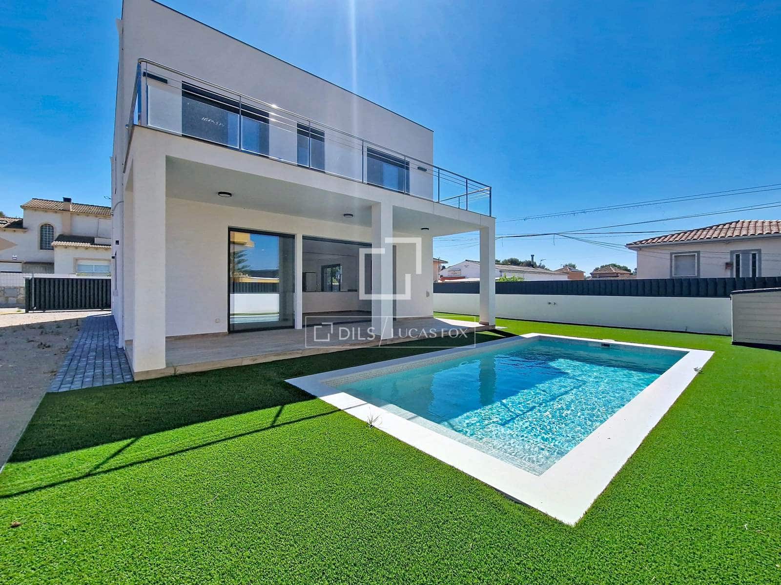 4 soveværelse Villa til salg i El Vendrell med swimmingpool - € 630.000 (Ref: 9938983)